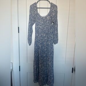 Blue long sleeve maxi dress from Carly Jean, size small